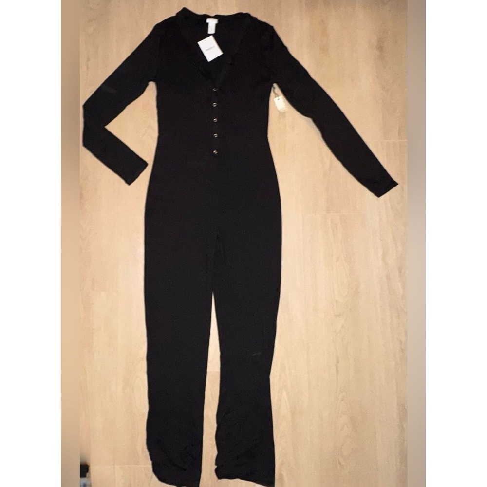 Forever 21 Black Long-Sleeve Button-Front Jumpsuit‎